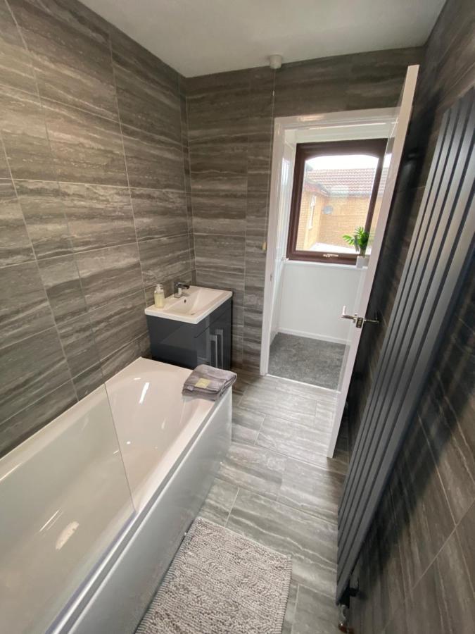 Newly Refurbished Beautiful Location 1 Bedroom Residential House Cramlington Buitenkant foto